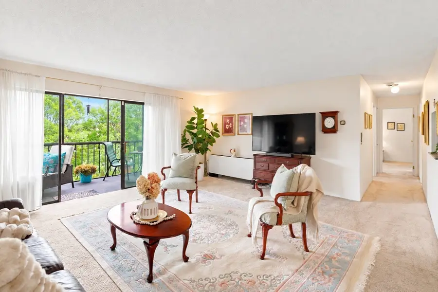 1 Summit Dr #57, Reading, MA 01867 - #3