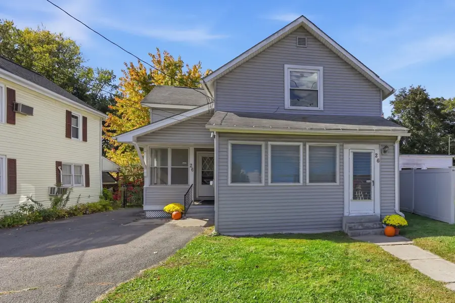 26 Elm St, Greenfield, MA 01301 - #2