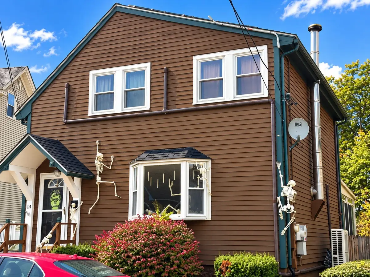 44 Balcomb St, Salem, MA 01970 - #1