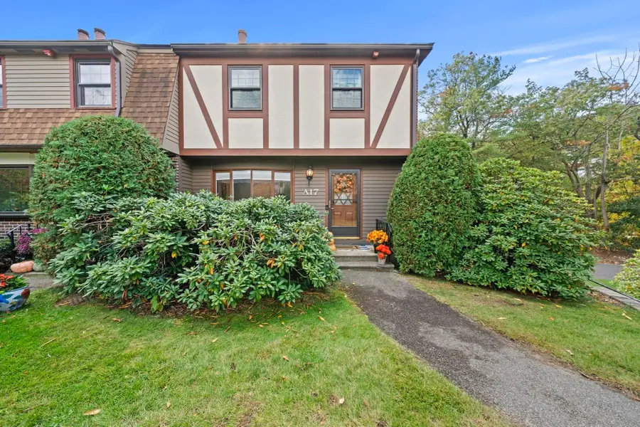17 Scotty Hollow Dr #A, North Chelmsford, MA 01863 - #2