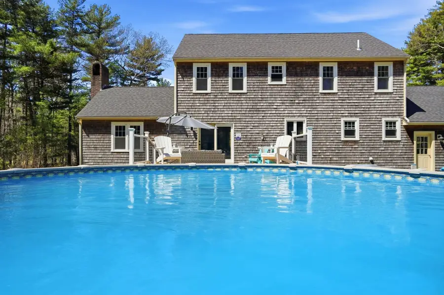 62 Forest St, Duxbury, MA 02332 - #2