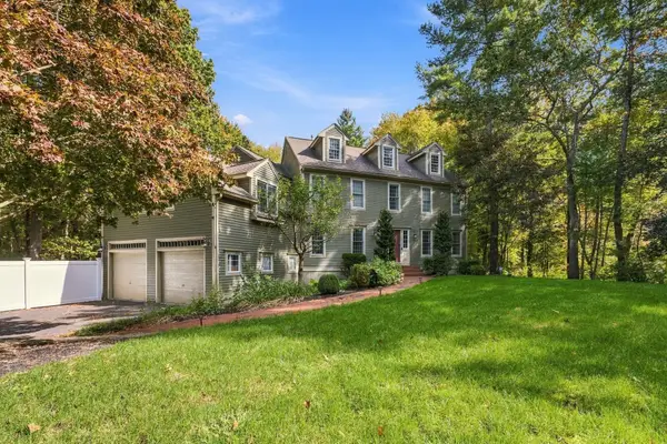 7 Washburn St, Norton, MA 02766