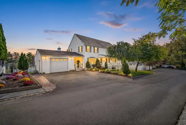 7 Dimock St, Danvers, MA 01923