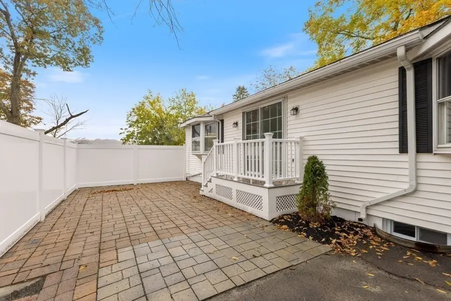 39 Forest St, Danvers, MA 01923 - #2