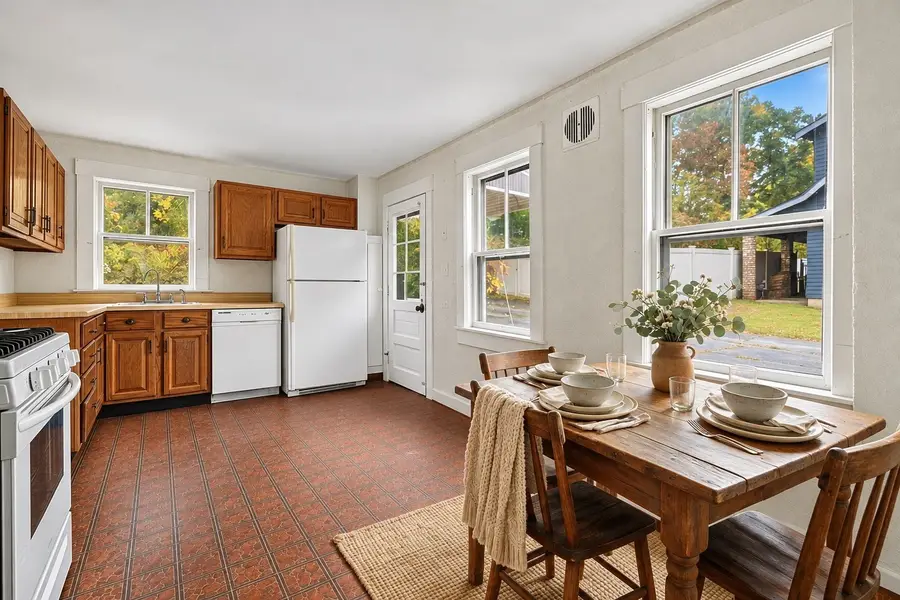 116 Purchase St, Milford, MA 01757 - #3