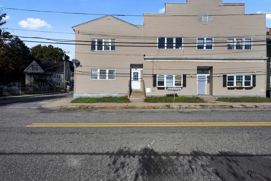 97 Pleasant St, Ware, MA 01082 - #2