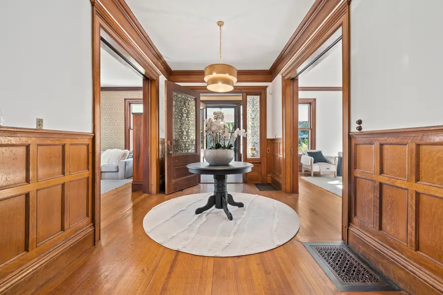945 Beacon Street, Newton, MA 02459 - #2