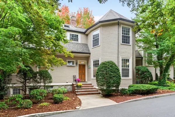 333 Brush Hill Rd #A2, Milton, MA 02186