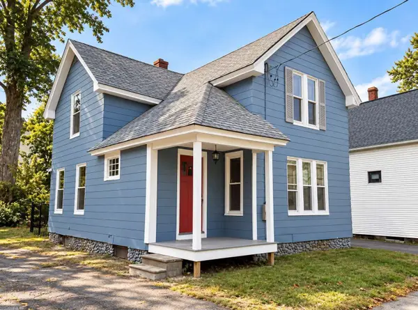 986 Main St., Clinton, MA 01510