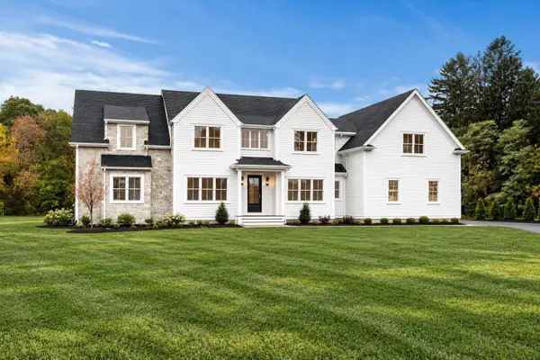 2 Cynthia Circle, Wenham, MA 01984