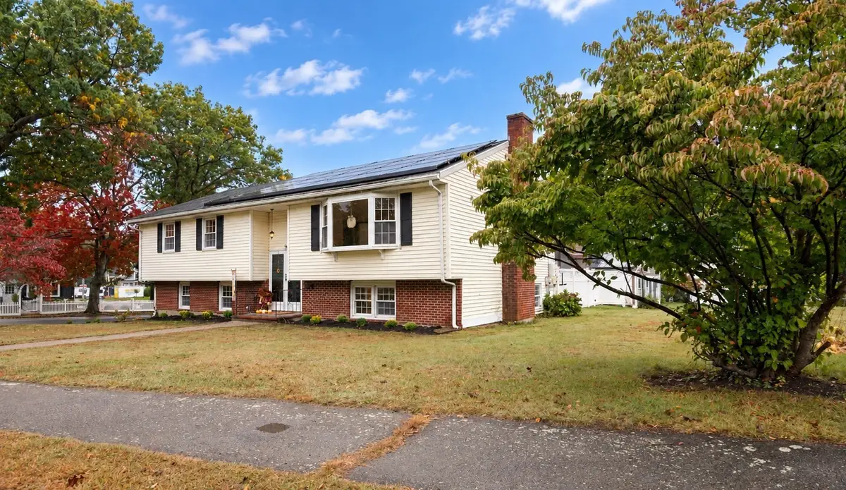 31 Towne Crest Drive, Stoneham, MA 02180 - #1