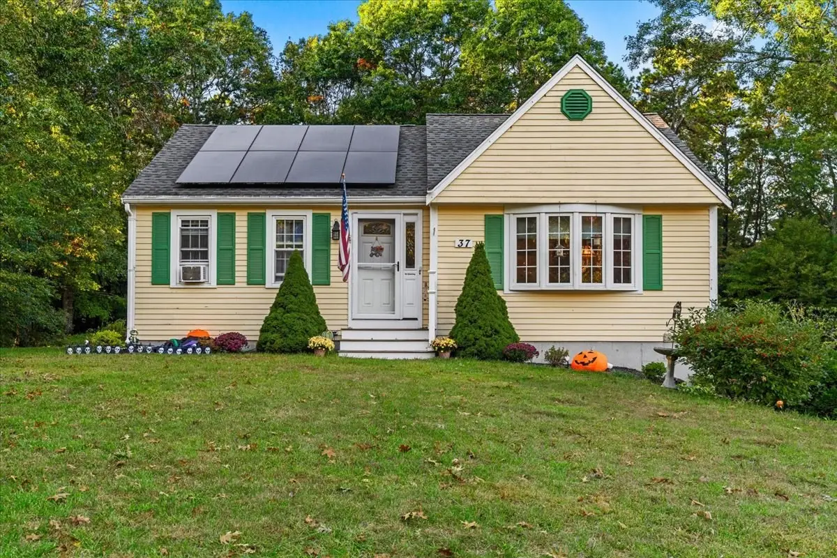 37 Donna Dr, Plymouth, MA 02360 - #1