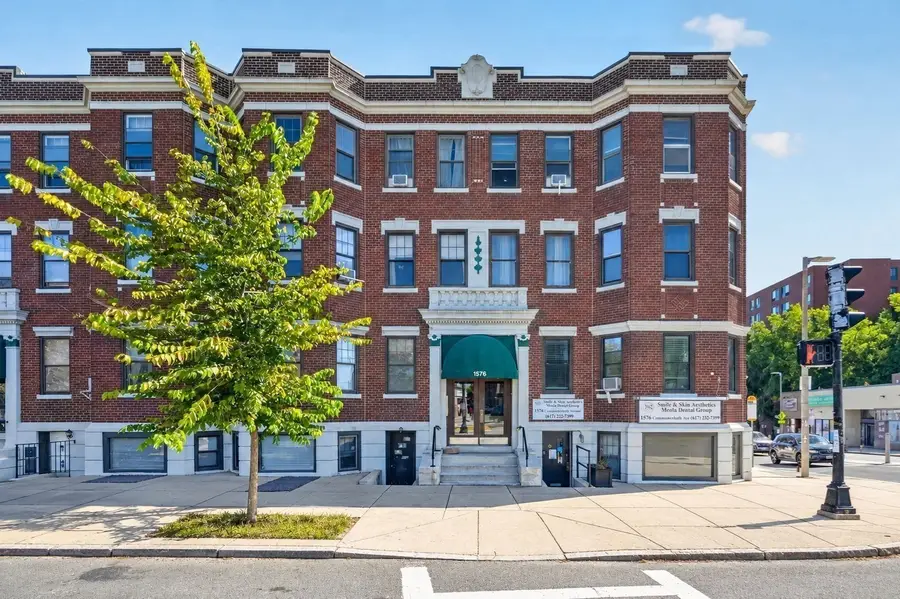 1576 Commonwealth Avenue #1, Boston, MA 02135 - #2