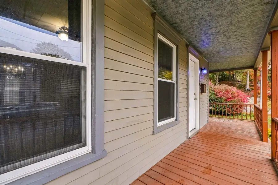 34 Joyce St, Webster, MA 01570 - #2