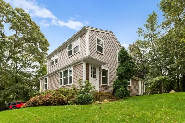 24 Old Tote Rd, Orleans, MA 02653