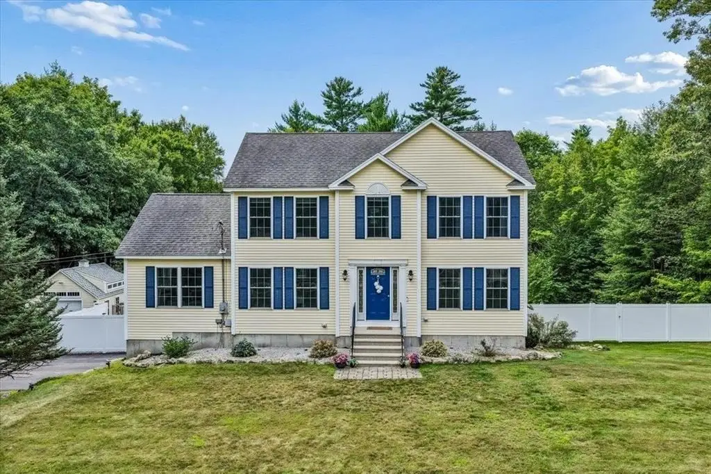110 Middle Rd, Deerfield, NH 03037 - #1