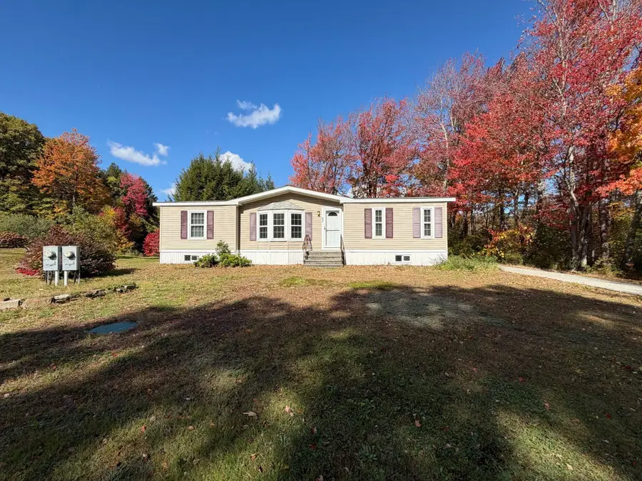 57 Vaillancourt Dr, New Ipswich, NH 03071 - #2