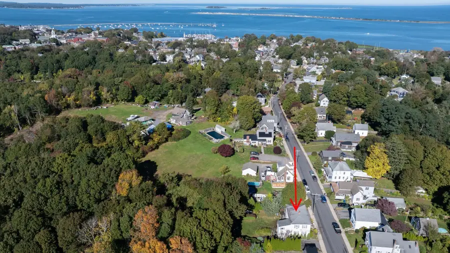 33 Stafford St, Plymouth, MA 02360 - #3