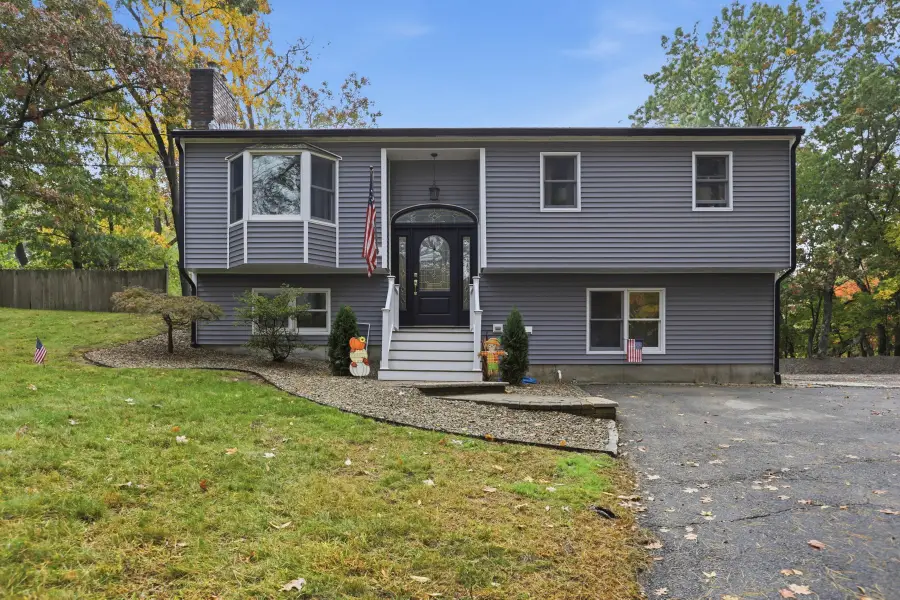 213 North St, Georgetown, MA 01833 - #2