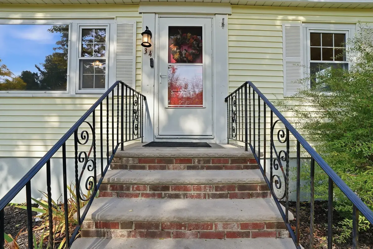 34 Andover St, Wilmington, MA 01887 - #1