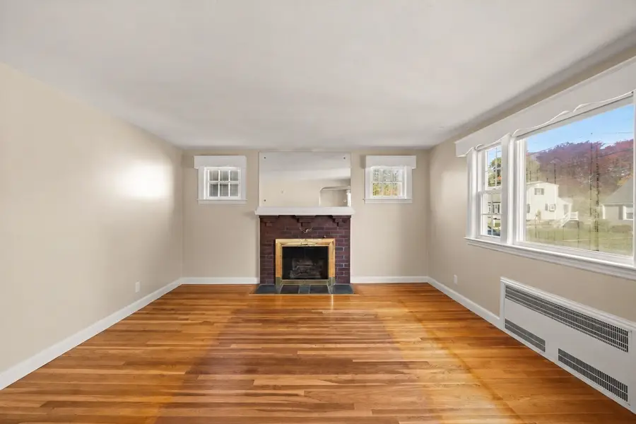 123 Taylor Avenue, Dedham, MA 02026 - #3