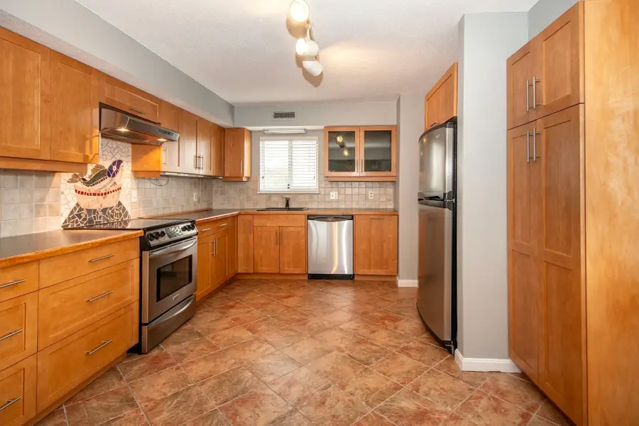121 Nantasket Ave #309, Hull, MA 02045 - #3