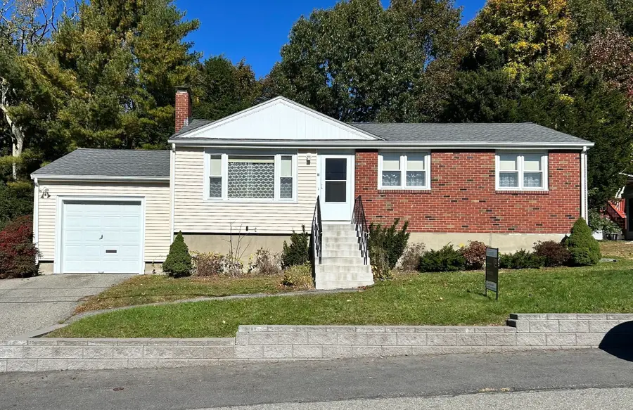 11 Sunflower Rd, Holbrook, MA 02343 - #2