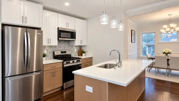 15 Howard St #2, Arlington, MA 02476