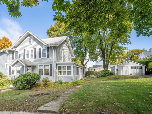 8 Stone Ave, Winchester, MA 01890