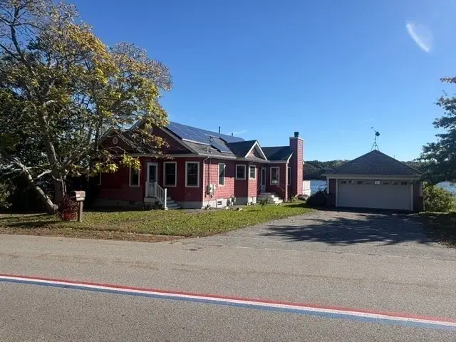 3470 Riverside Ave, Somerset, MA 02769 - #2