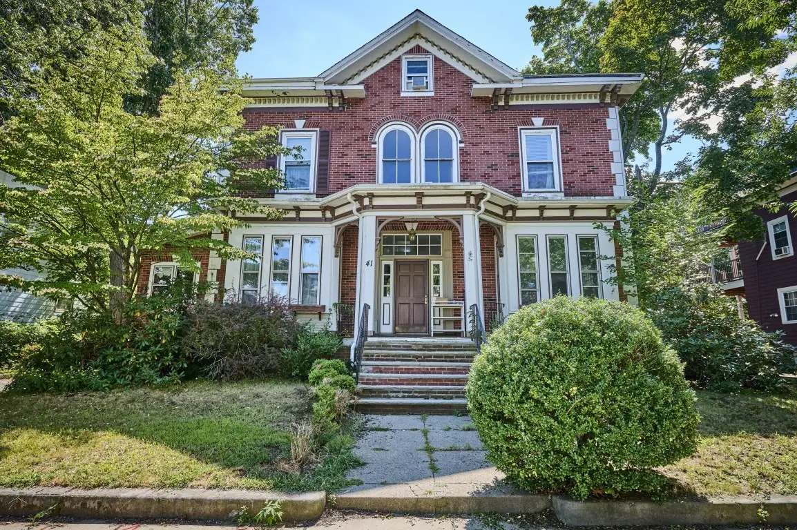 41 Van Winkle St, Boston, MA 02124 - #1