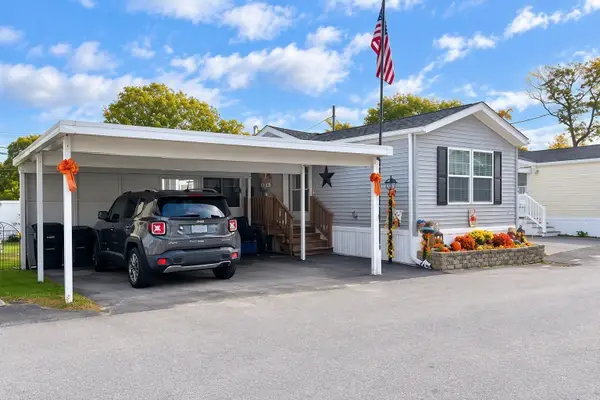 12 Stella Dr, Weymouth, MA 02188