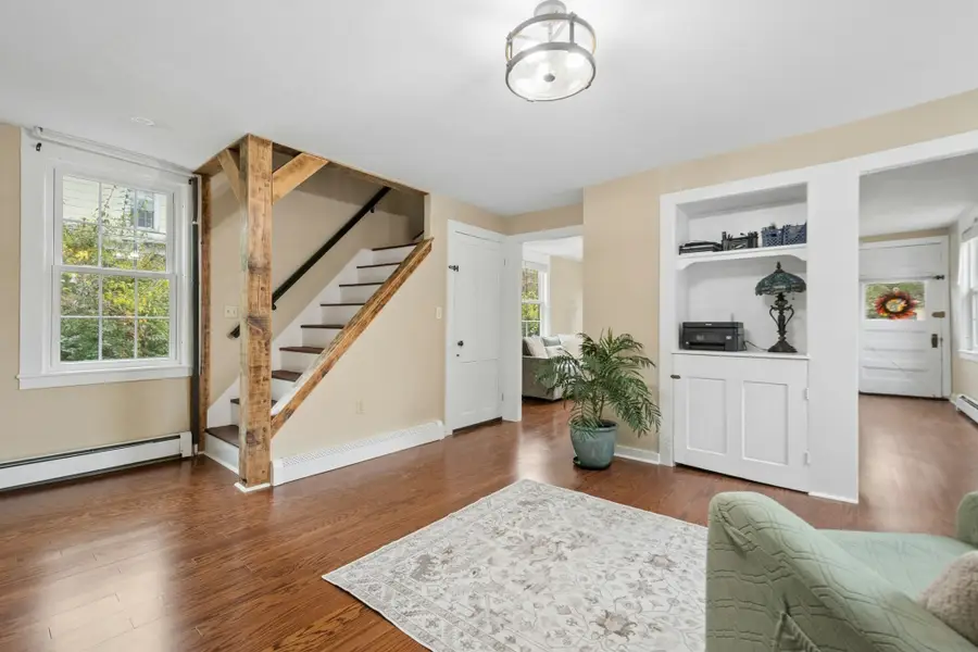 146 South St, Barre, MA 01005 - #3