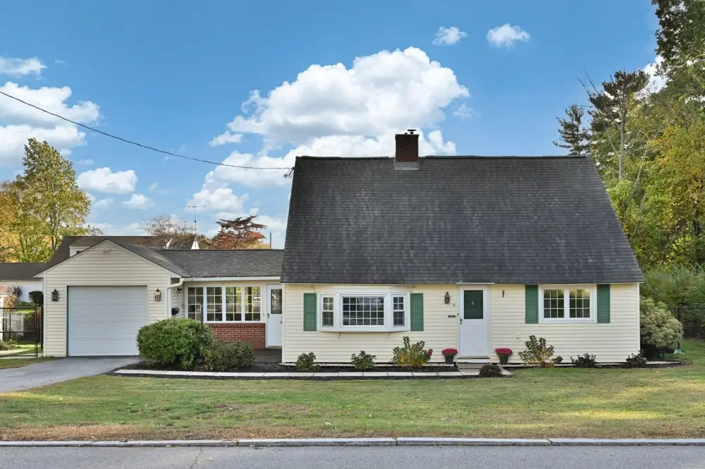 4 Jane Rd, Methuen, MA 01844 - #1