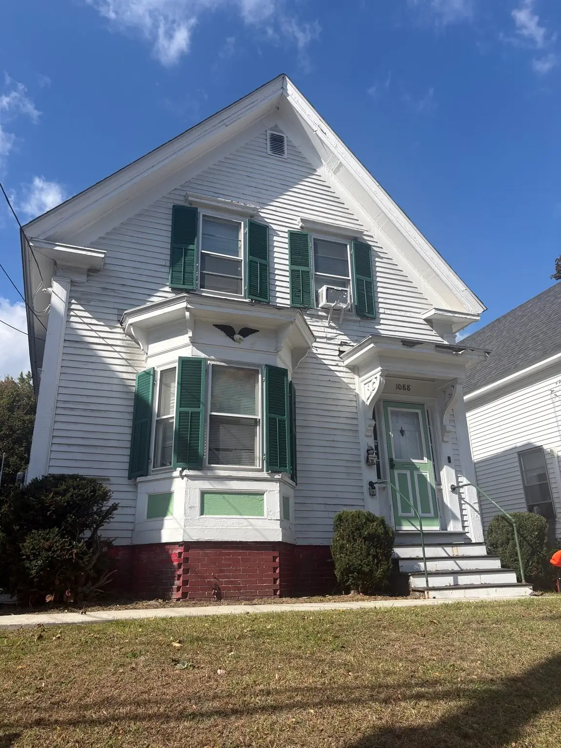 1088 Bridge St, Lowell, MA 01850 - #1