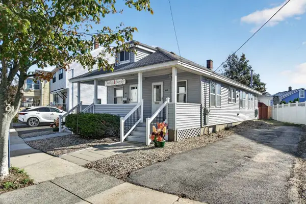 1020 Shirley St #1020, Winthrop, MA 02152