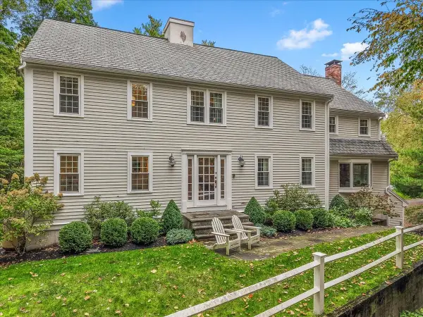 19 Whitney Woods Lane, Cohasset, MA 02025