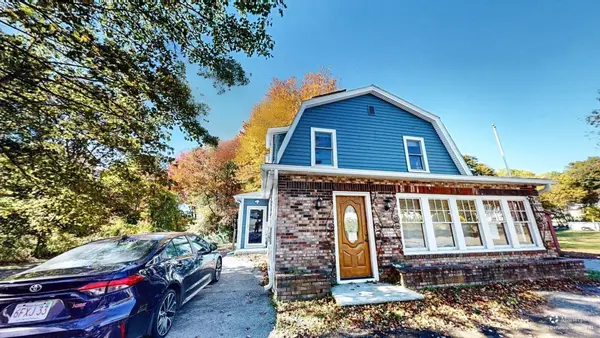 146 Old Rd, Dracut, MA 01826