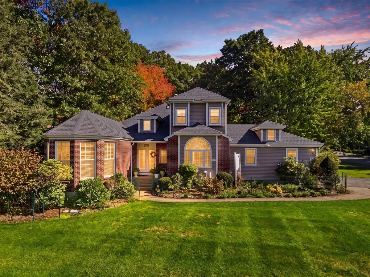 12 King Philip Rd, Sharon, MA 02067 - #1