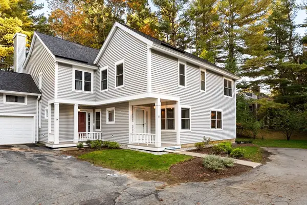 16 Holly Ct #16, Rockland, MA 02370