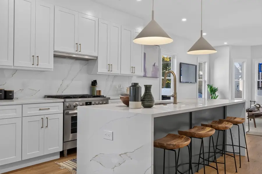 3 Fairlee St, Somerville, MA 02144 - #2