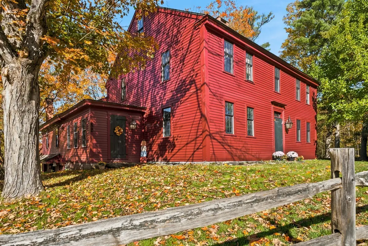 82 Hardwick Rd, Petersham, MA 01366 - #1