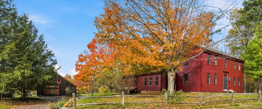 82 Hardwick Rd, Petersham, MA 01366 - #2