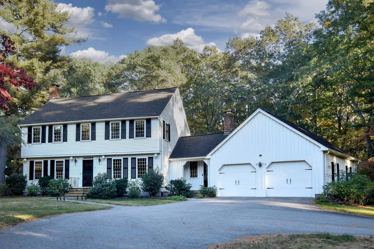 15 Juniper Ln, Dover, MA 02030 - #1