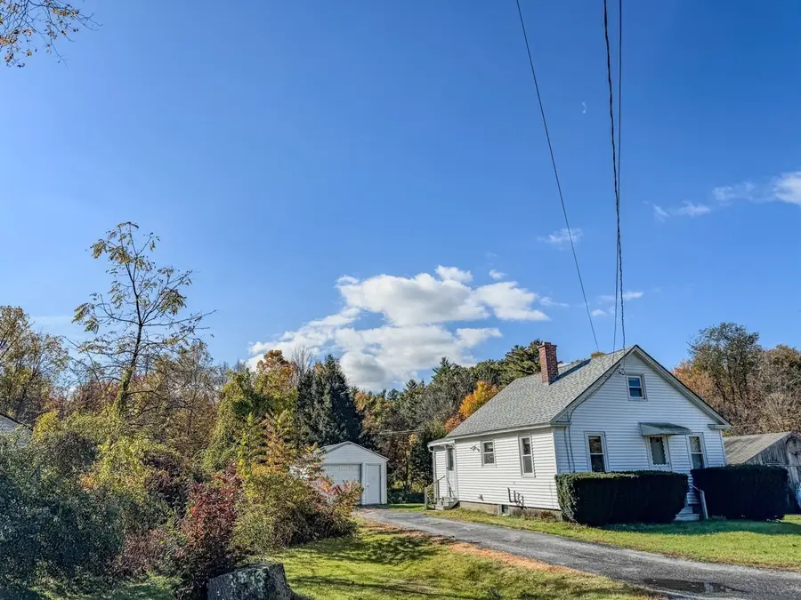 81 Maple Street, Northfield, MA 01360 - #3