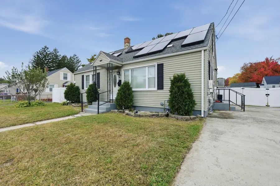 1426 Roosevelt Avenue, Springfield, MA 01109 - #2