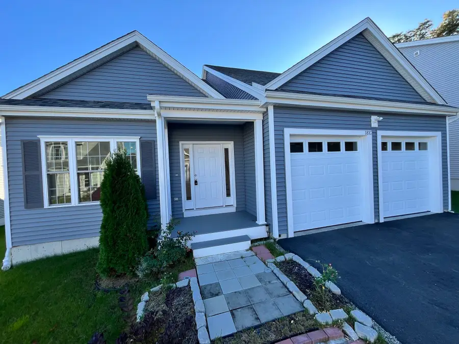 181 Crownshield Ave #C, Uxbridge, MA 01569 - #2