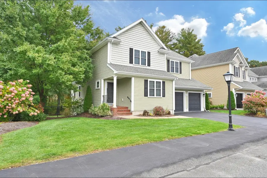 55 Surrey Ln #55, East Bridgewater, MA 02333 - #2