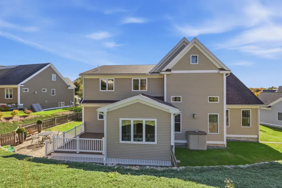 40 Winship Dr, Stoneham, MA 02180 - #3