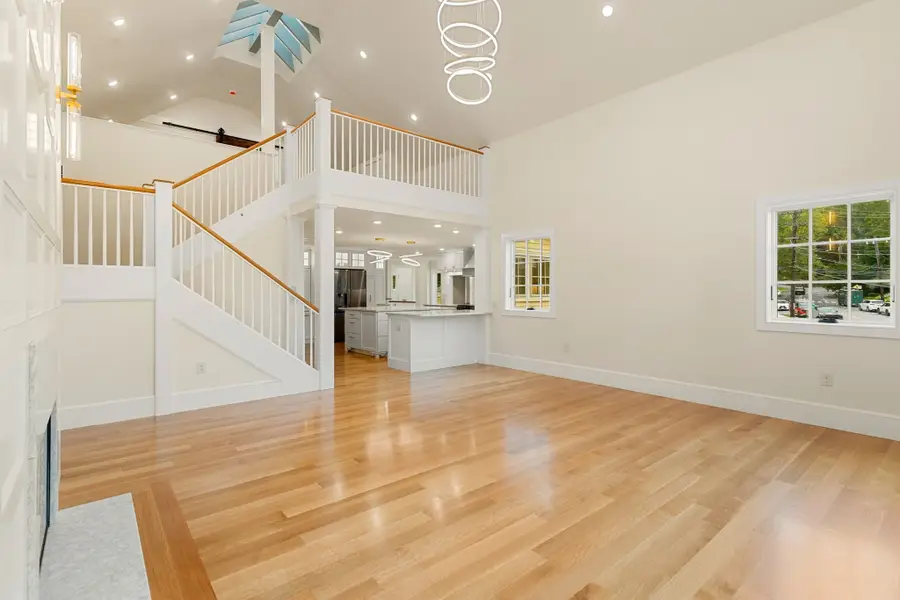 2 Pleasant St #2, Lexington, MA 02421 - #2